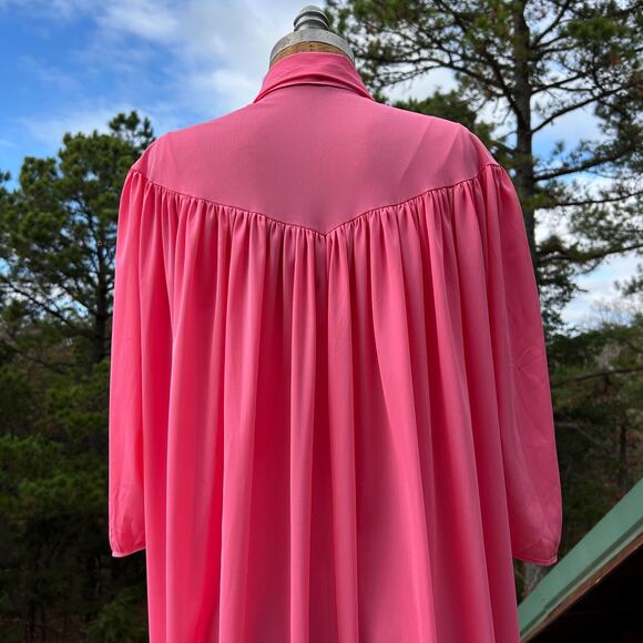 Vintage 50s Vanity Fair Day Glo Pink Nylon Chiffon Embroidered Peignoir Set XS S - Picture 8 of 12